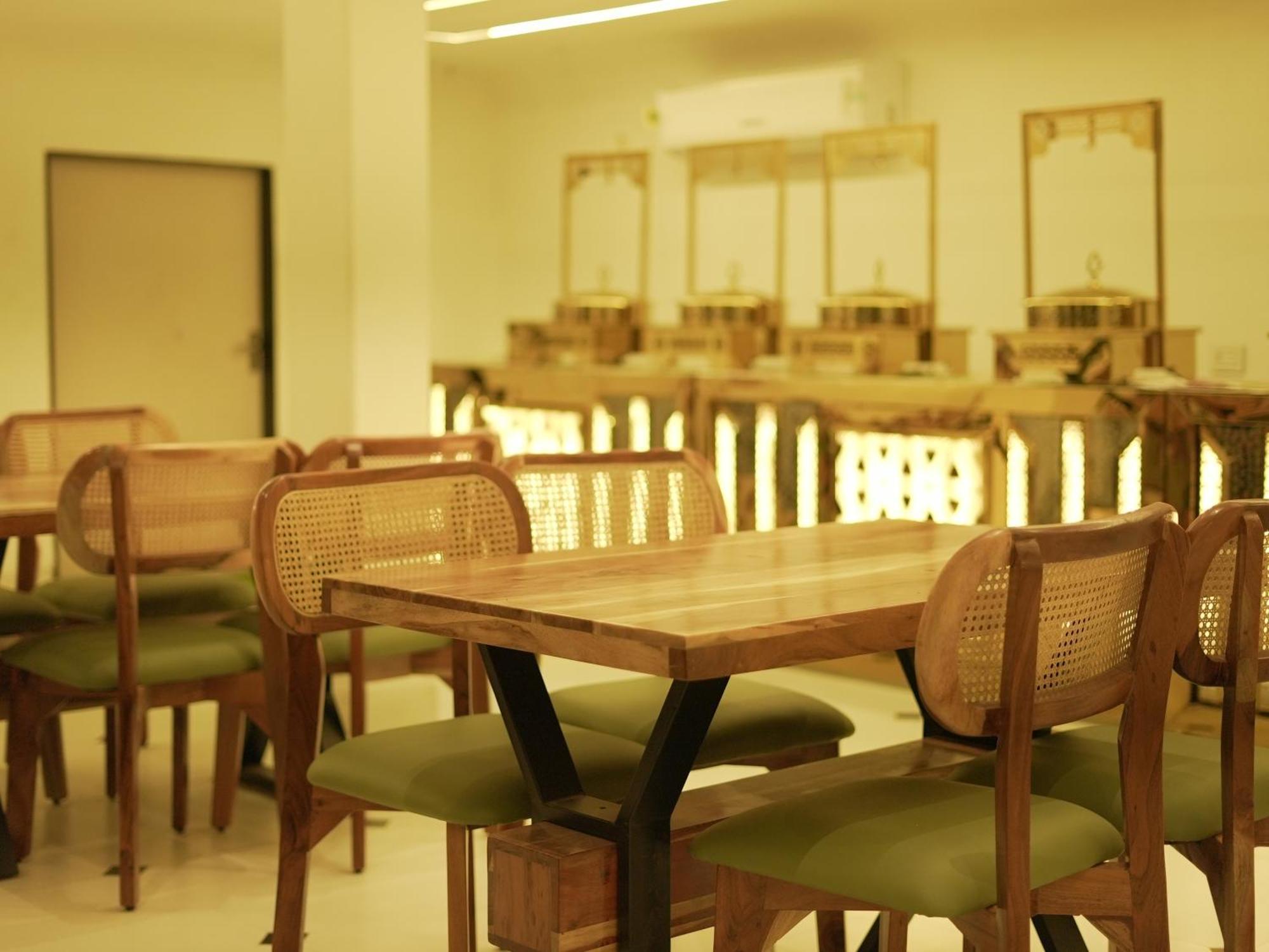 The Lavish Stay Varanasi Exterior photo